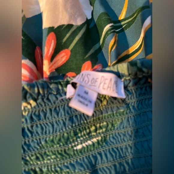 EUC Patrons of Peace Tropical Print Halter Top size Medium - Picture 7 of 9